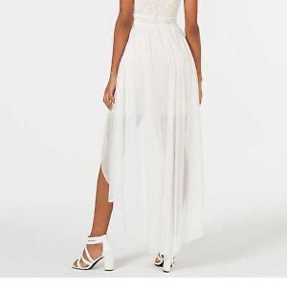 Morgan & company juniors' off-the-shouder asymmetrical gown in ivory/nude sz 13. - Picture 4 of 6